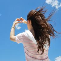 qq头像女生背景天空我会勇敢一点点向你走进