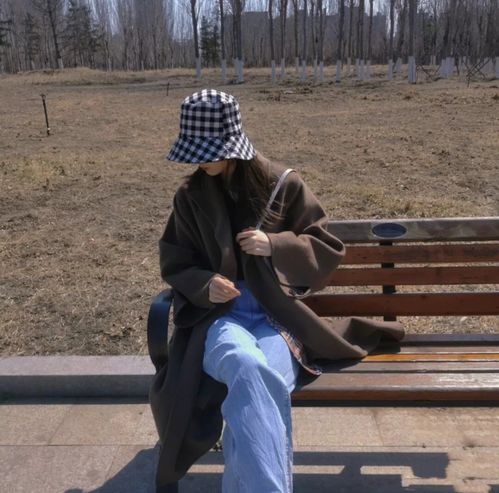 ins不露脸单身贵族女头像