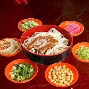秦川私房面加盟费多少钱费用赚钱吗开店多少钱