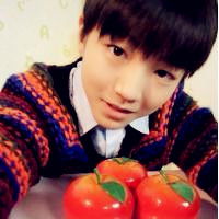 tfboys王俊凯男神qq头像小清新