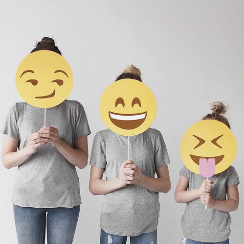 母女三人凭借一组照片爆红ins,网友又要骗我们生女儿