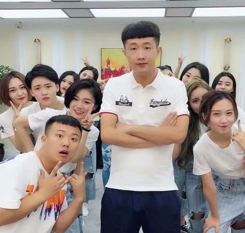 网红经济,直播基地将会成为电商直播的新风口