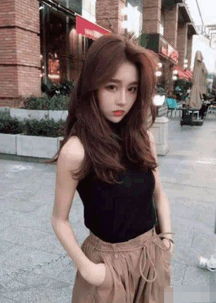 抖音温婉许静婉夜店被摸大腿整容照汇总,温婉黑历史盘点真实年龄曝光