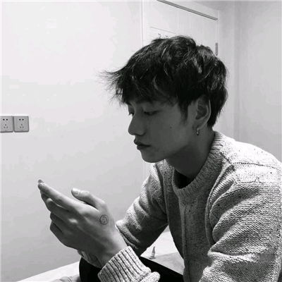 深沉冷酷男生头像男生帅气qq头像