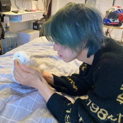 闺蜜头像真人ins风高级质感小男孩