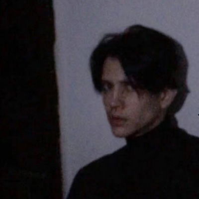 悲伤头像男生冷淡伤心难过的微信头像图片头像大全集