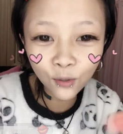 顾茜茜直播卸妆暴露真实家境卫生间成亮点