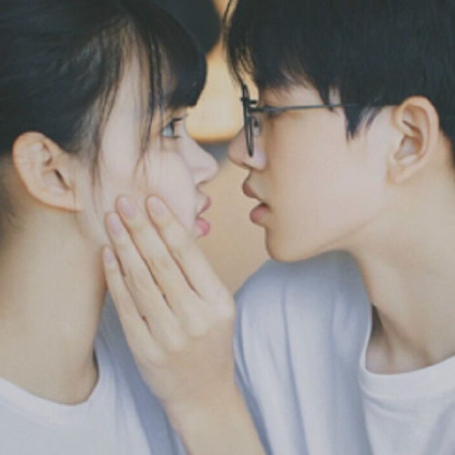 扶脸索吻