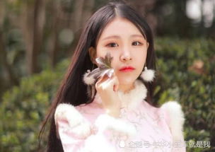 网红猫妹妹官宣怀孕上热搜,男友十分激动,网友找到接班人了