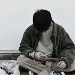 黑白男生头像年少有为