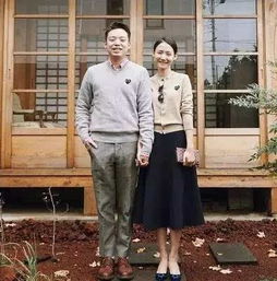 我想和你在一起,穿着情侣装旅行