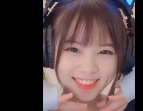 绝地求生真正的宝藏女孩快手火线妹风格清奇引千万关注
