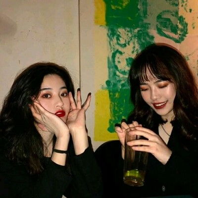 真人闺蜜头像我不擅长挽留,可偏偏这么多人要走