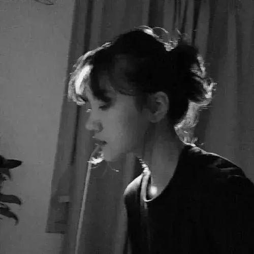 抖音高冷霸气的句子我愿意用我渣前任的性命,换我一世荣华富贵