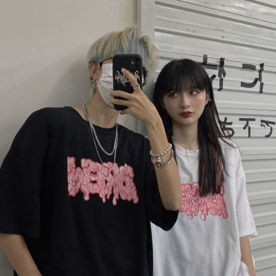 2021夏季让人心动的很潮的情侣头像那些寻常的生活才是闪光的日子