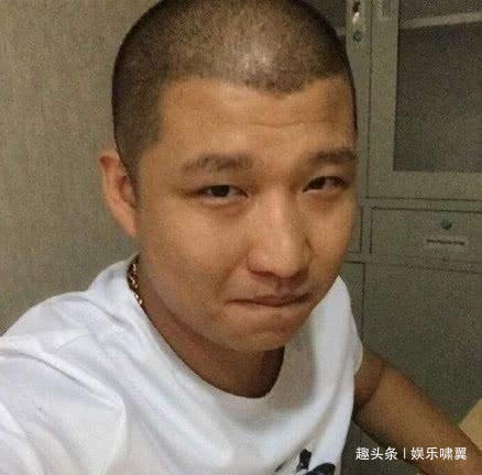 二驴的当今快手只有四位良心网红,没有散打哥,更没有辛巴方丈