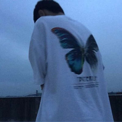 ins男生头像高级感穿出