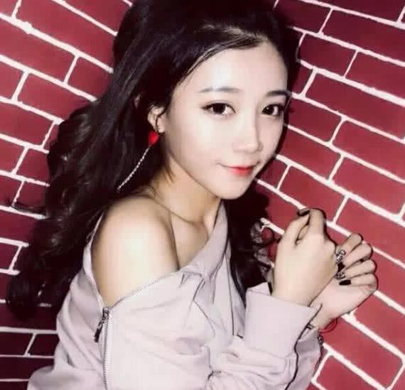 快手女生头像小伊伊