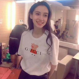 恶搞小猪佩奇社会人bf风t恤情侣t恤男女短袖抖音同款棉