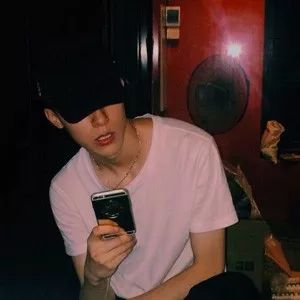 习惯了,是个很强大的短句,它能替代所有一言难尽