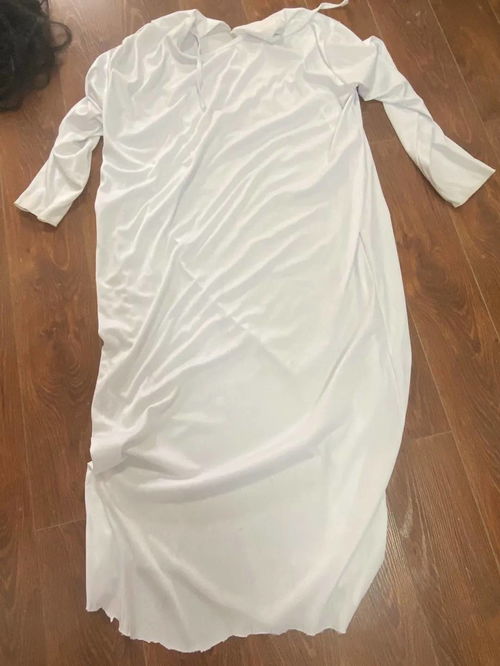 凌晨2点半,95后女孩被绿脸鬼盯上,吓到站不起来,报警后鬼被拘留12天