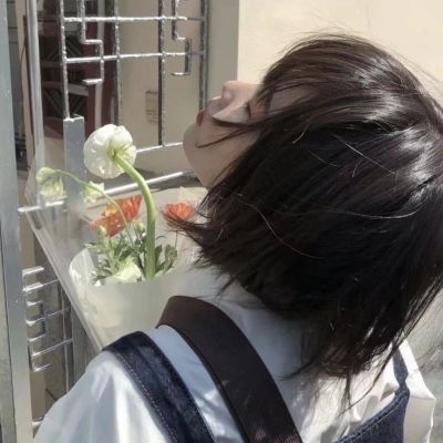 头像女ins高级质感伤感宇宙星体