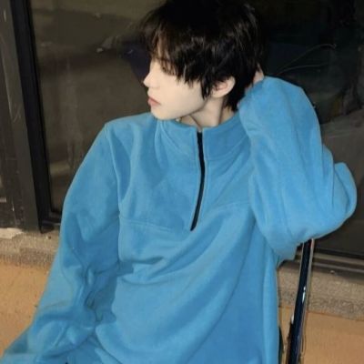 乖乖的又很酷的男生高级感的头像失意时不要怅惘因为往往苦尽甘来