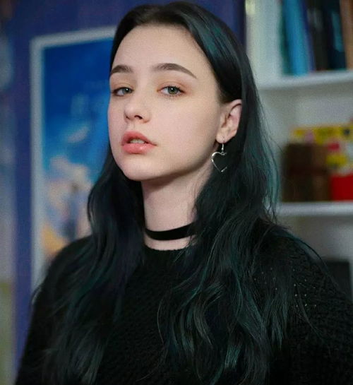 ins美少女丨这位俄罗斯张柏芝的每一张图都可以做头像or屏保