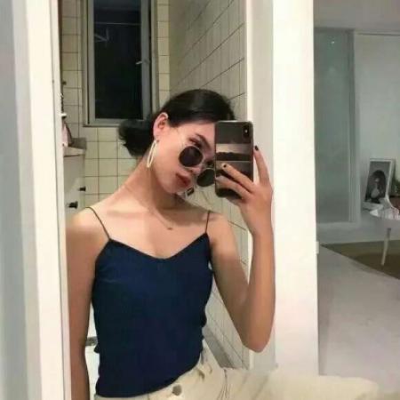 女生头像ins高级质感霸气鱼尾裙