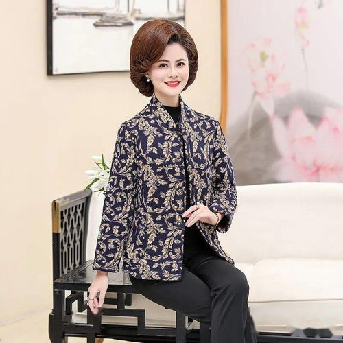 6070后妈妈棉服这样选,保暖又优雅大方