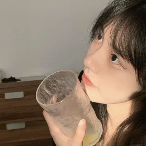 ins高级感女生头像