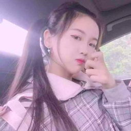 快手一姐杨清柠骑马照曝光,坐姿娴熟,网友一看就是老司机
