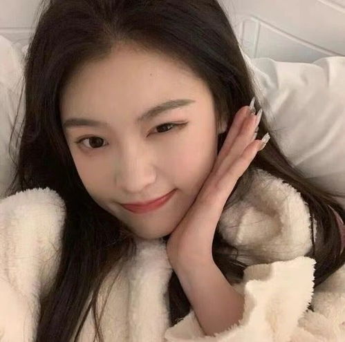 招桃花ins风小众温柔气质女生头像12