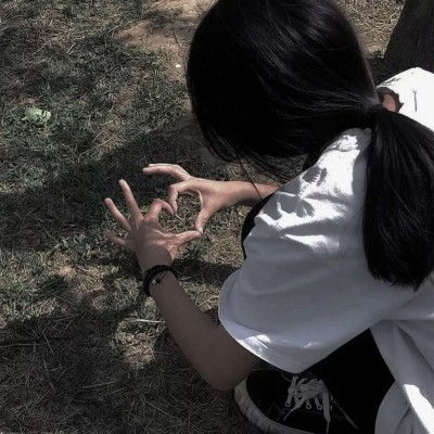 ins有点丧女生头像