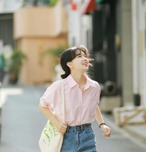 女人要想穿出高级感,建议多穿衬衫少穿t恤,不仅衣品好还显气质