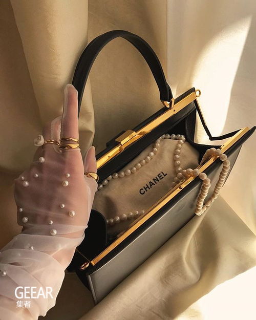 优雅的古典美珍珠首饰依旧是时髦女生展现高级感的秘诀