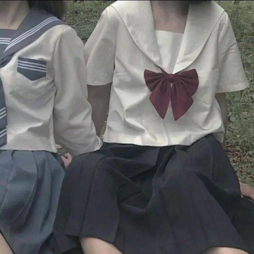 闺蜜头像祝你过了今晚想穷都难