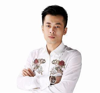 辛有志回归,带货13亿送粉丝30台宝马,有一件事刘强东羡慕不来