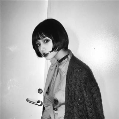 女生头像霸气黑白真人一个人的日子好好照顾自己
