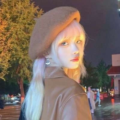 易北瑶唯美ins风温柔女头我爱你是真心话,告诉你是大冒险