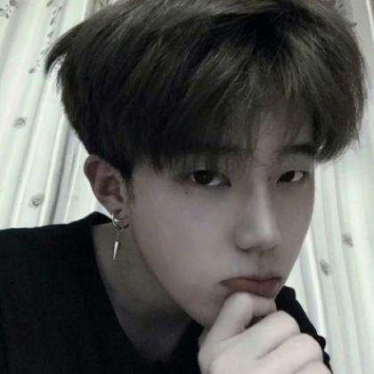 痞痞的男生头像,很潮很酷又浪又痞男生头像图片
