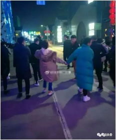 韩博士曝光有主播将要陪葬天佑表面故作镇定,假仁假义私下到处找关系是谁吴迪手拉手约会神秘女被偷拍,与女友分手