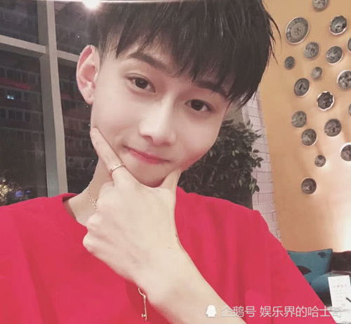 王乐乐多位前任颜值大pk,杨清柠暂居第二,第一名大家都不认识