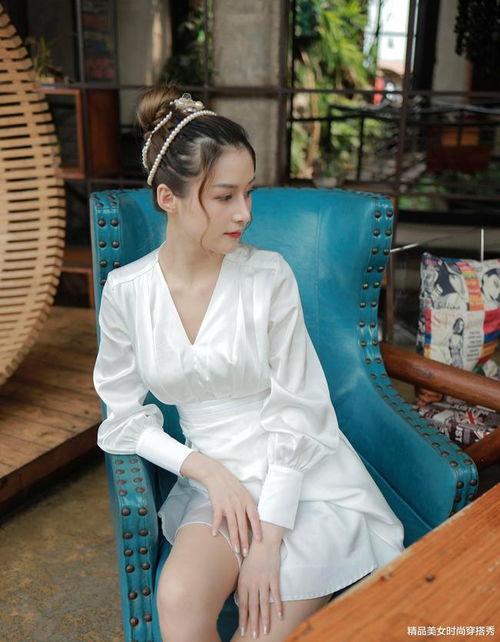原来小个子女生也能很好地驾驭这么高级又有质感的连衣裙