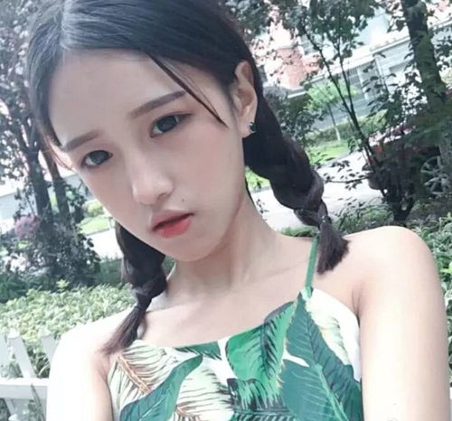 整到绝美,卖惨骗钱,抢闺蜜男友,被吐槽是网红界顶级绿茶了
