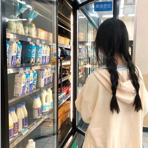 温柔女生头像你在南边,风向北吹