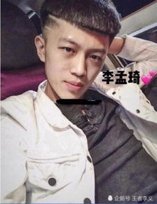 散打哥和牌牌琦再起风波散打哥放话不会放弃一哥位置