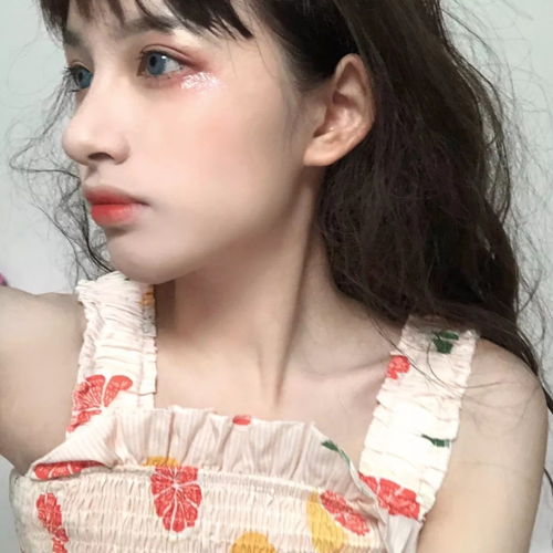 女头可以三个人一起用的女生头像二