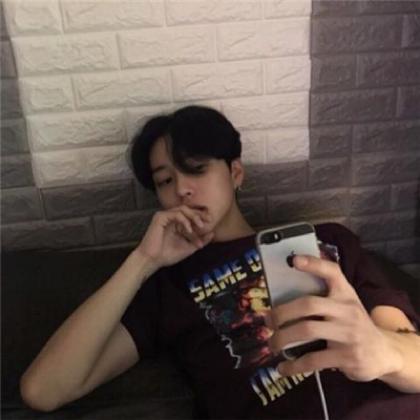 qq个性男生头像高清,清醒的男人真的很个性