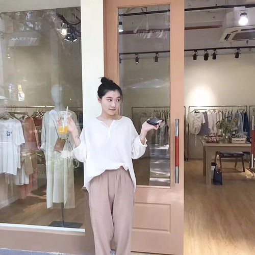 新店一秒变ins纯白的高级感小铺,吸猫淘美衣变身温暖小姐姐,文末还有开业福利